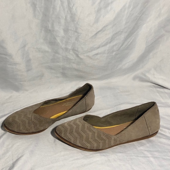 Toms Flats - Picture 3 of 3